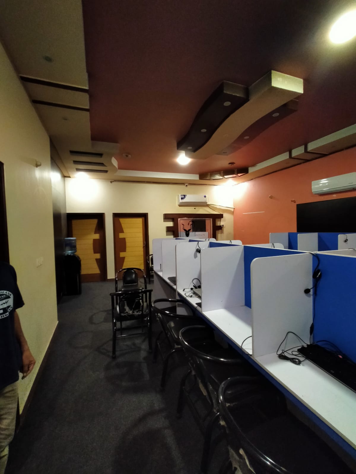 Commercial Space Available For Rent